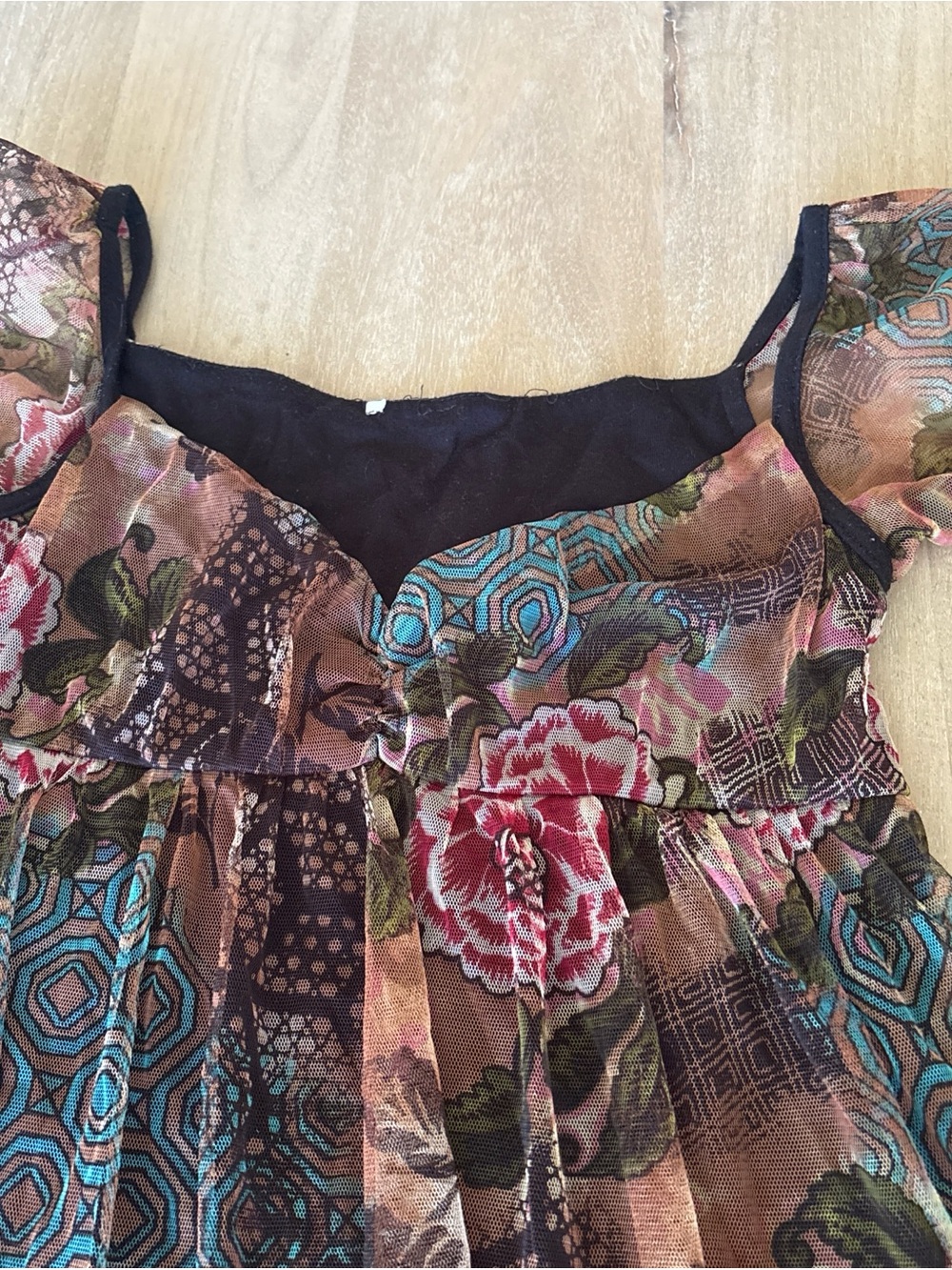 Y2K Floral Tiered Chiffon top - Picture 3 of 6